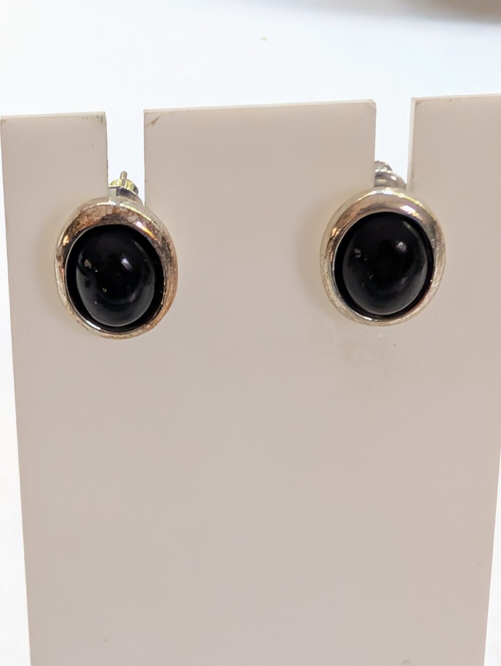 Vintage Silver Tone Chic Black Faux Stone Cabochon Classic Post Earrings